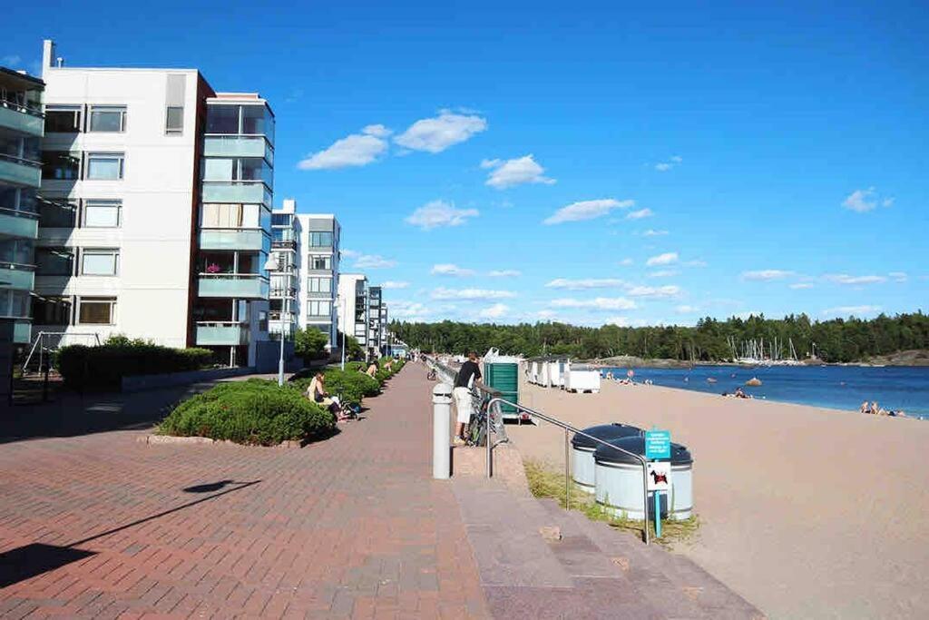 Meren Laeheisyydessae Iso Yksioe Helsinki Exterior foto