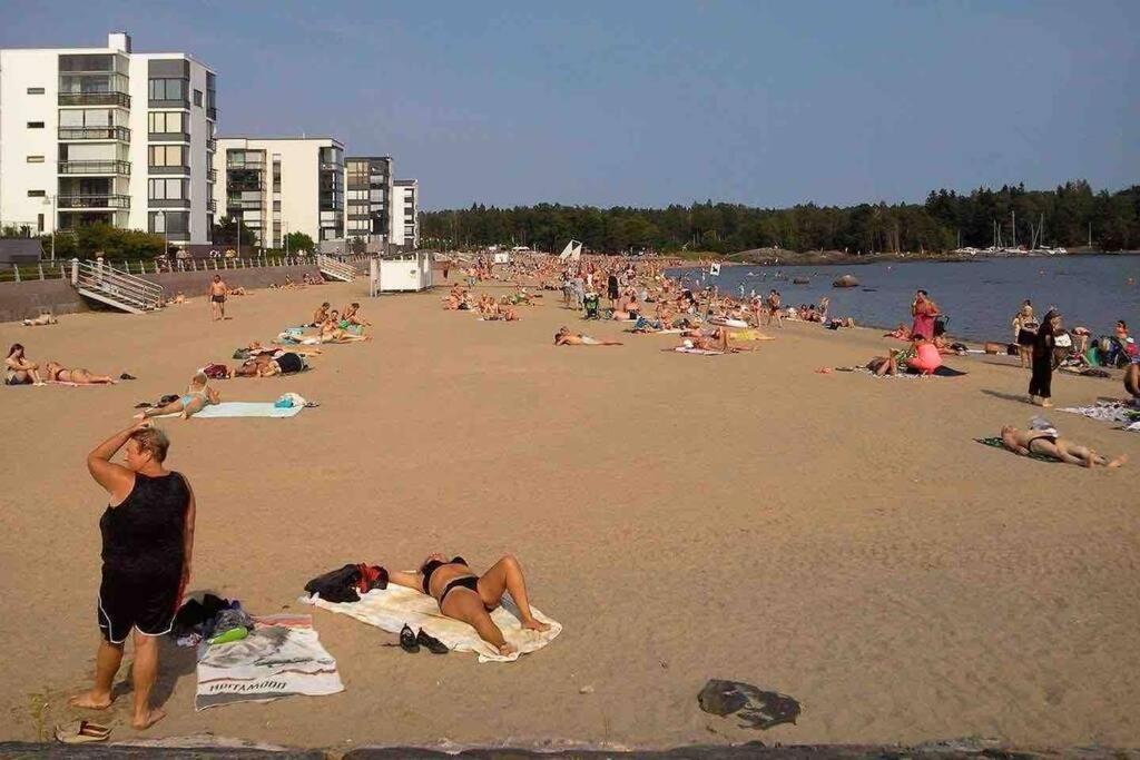 Meren Laeheisyydessae Iso Yksioe Helsinki Exterior foto